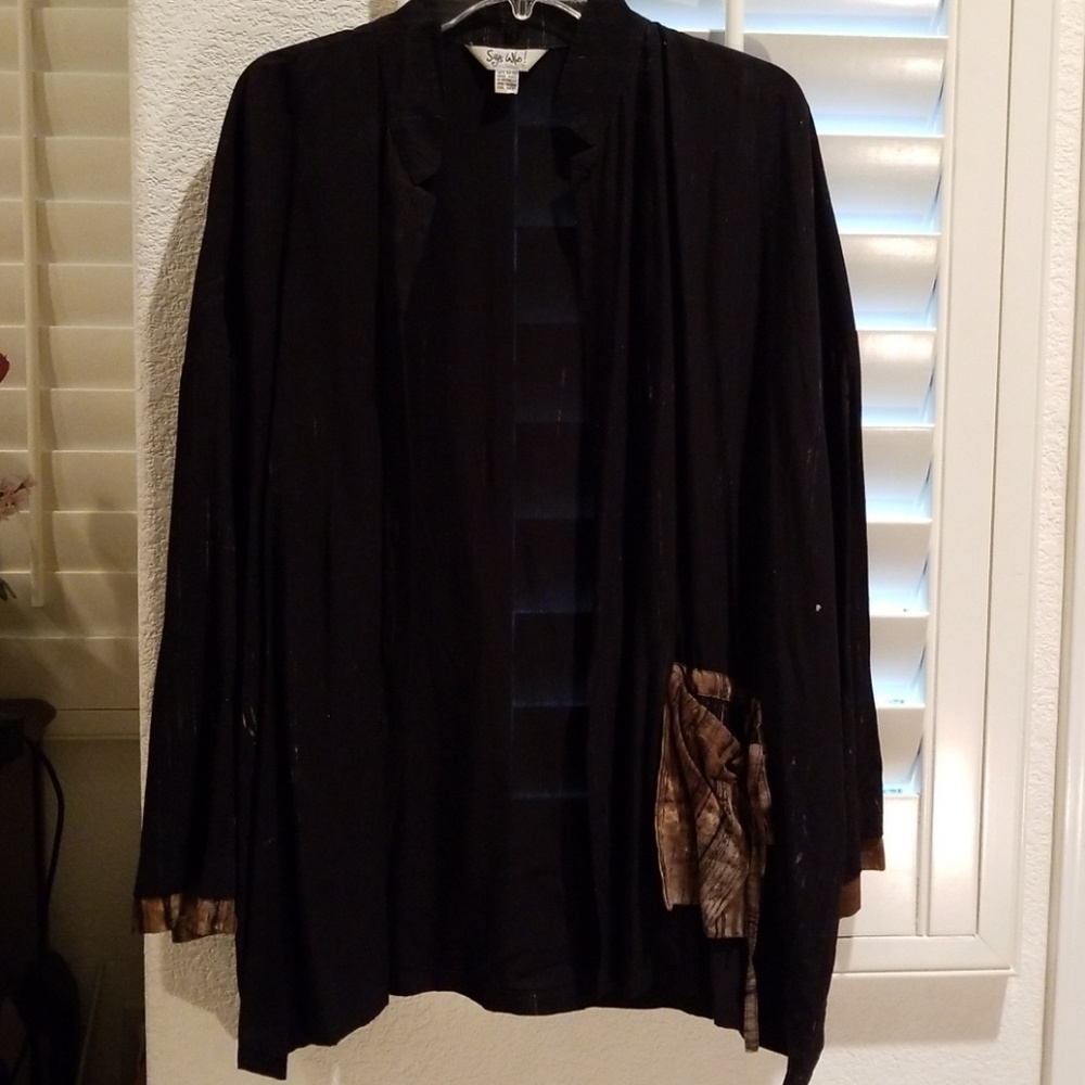 Long-sleeved Top